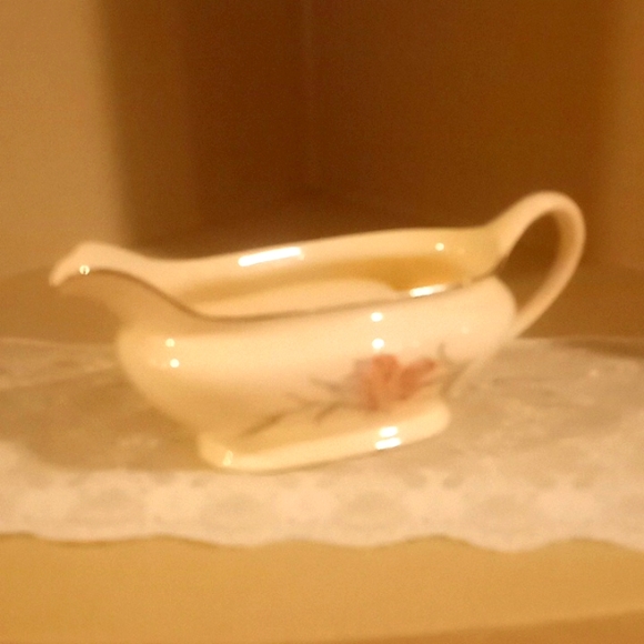 Vintage Universal Cambridge Iris Camwood Ivory- Gravy boat & platter - Picture 12 of 13